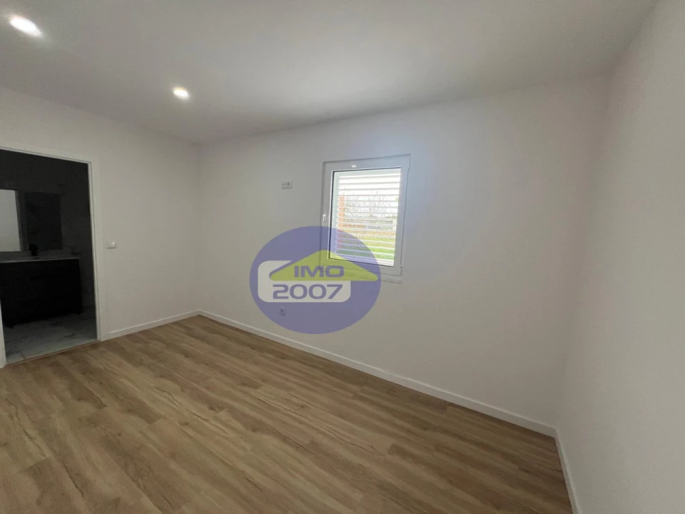 Moradia T3 para Venda em Canelas e Fermelã Foto 7