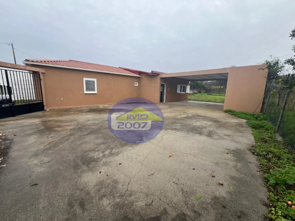 Moradia T3 para Venda em Canelas e Fermelã Foto 24