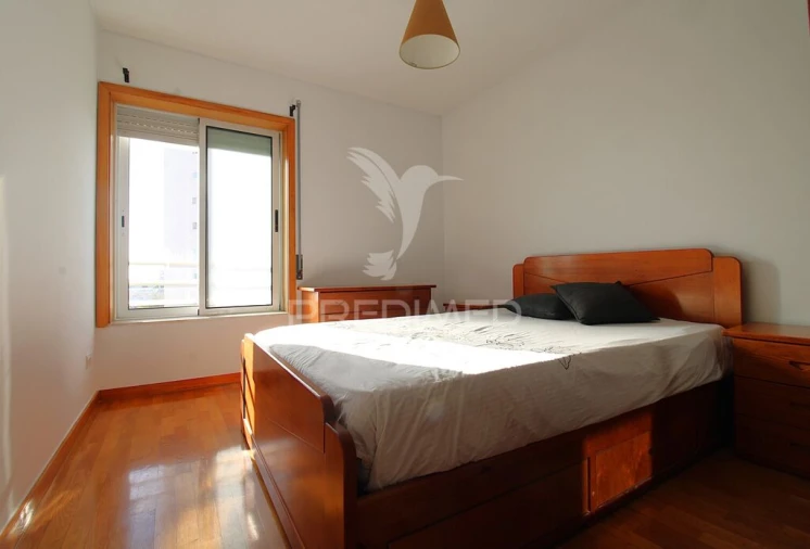 Apartamento T2 para Venda em Ramalde Foto 8