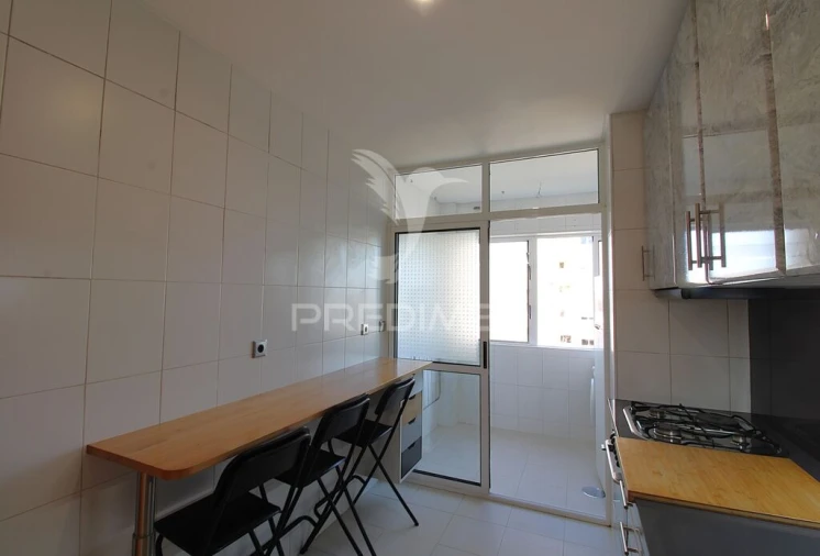 Apartamento T2 para Venda em Ramalde Foto 18