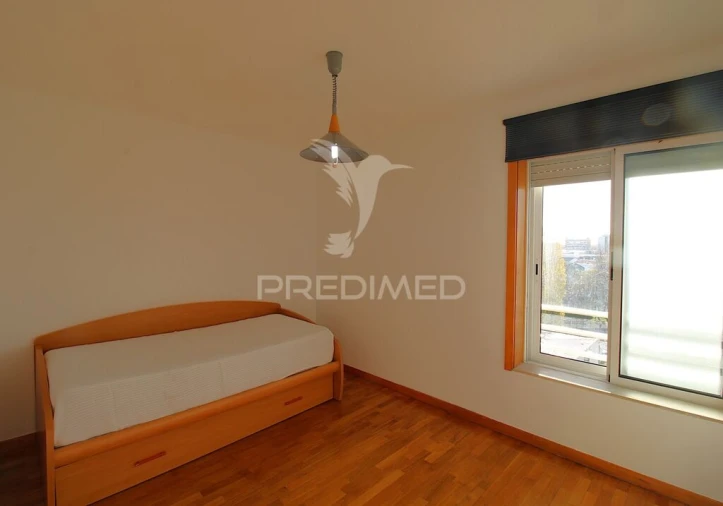 Apartamento T2 para Venda em Ramalde Foto 11