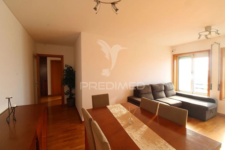 Apartamento T2 para Venda em Ramalde Foto 6