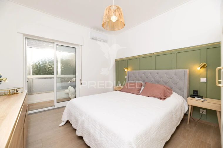 Apartamento T2 para Venda em Alverca do Ribatejo e Sobralinho Foto 8