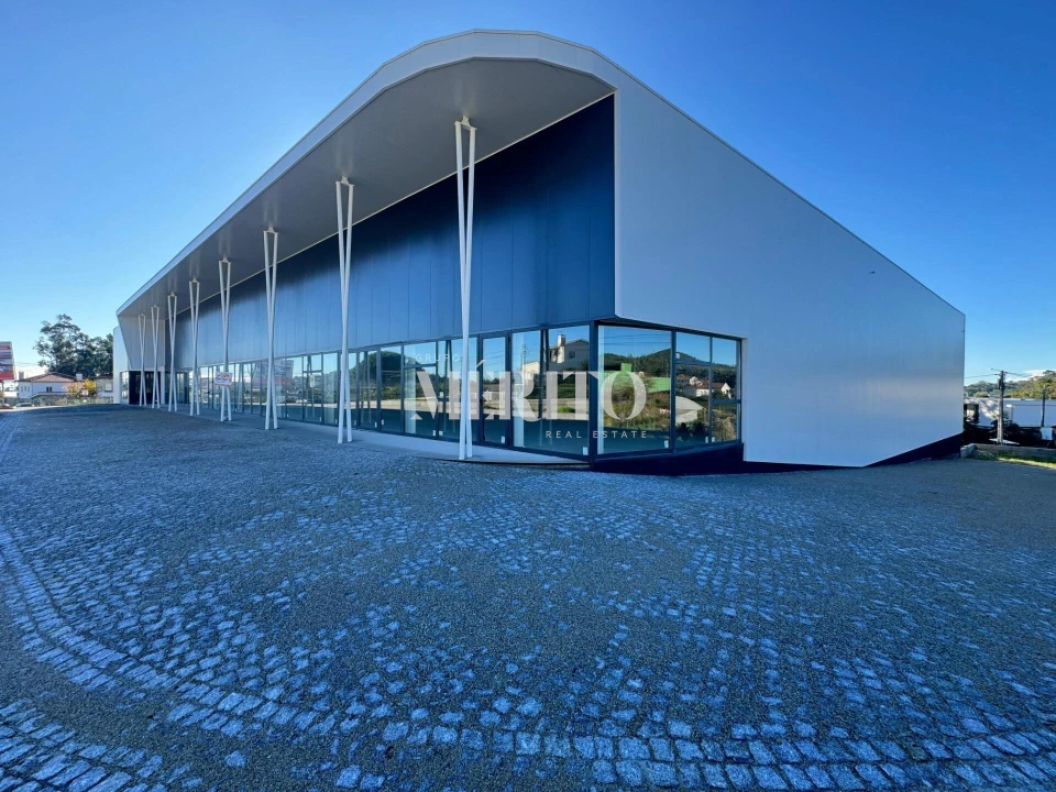 Armazém para Venda em Tamel (Santa Leocádia) e Vilar do Monte Foto 9