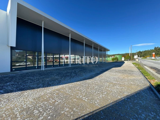 Armazém para Venda em Tamel (Santa Leocádia) e Vilar do Monte Foto 11