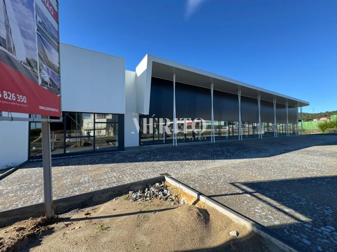 Armazém para Venda em Tamel (Santa Leocádia) e Vilar do Monte Foto 2