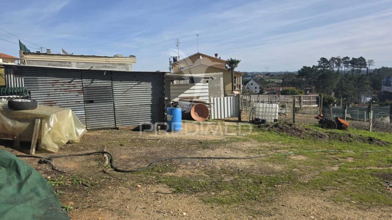 Terreno para Venda em Caranguejeira Foto 15