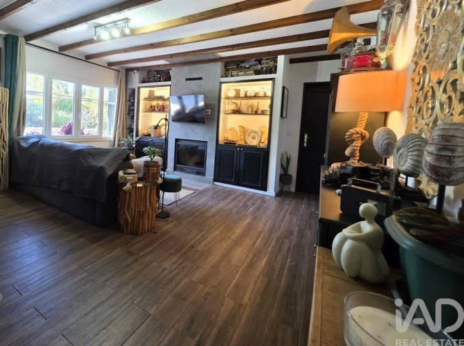 Moradia T3 para Venda em Corroios Foto 23