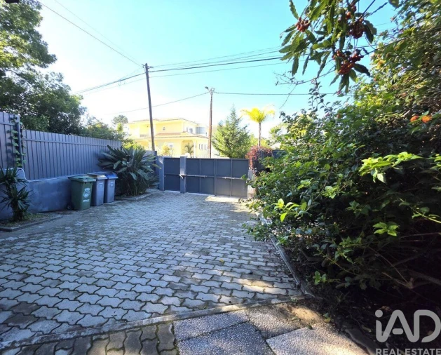 Moradia T3 para Venda em Corroios Foto 2