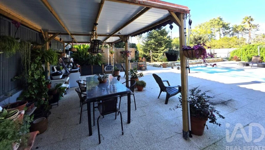 Moradia T3 para Venda em Corroios Foto 11