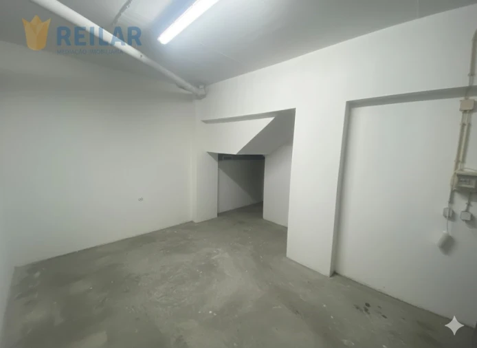 Loja para Venda em Póvoa de Santa Iria e Forte da Casa Foto 19