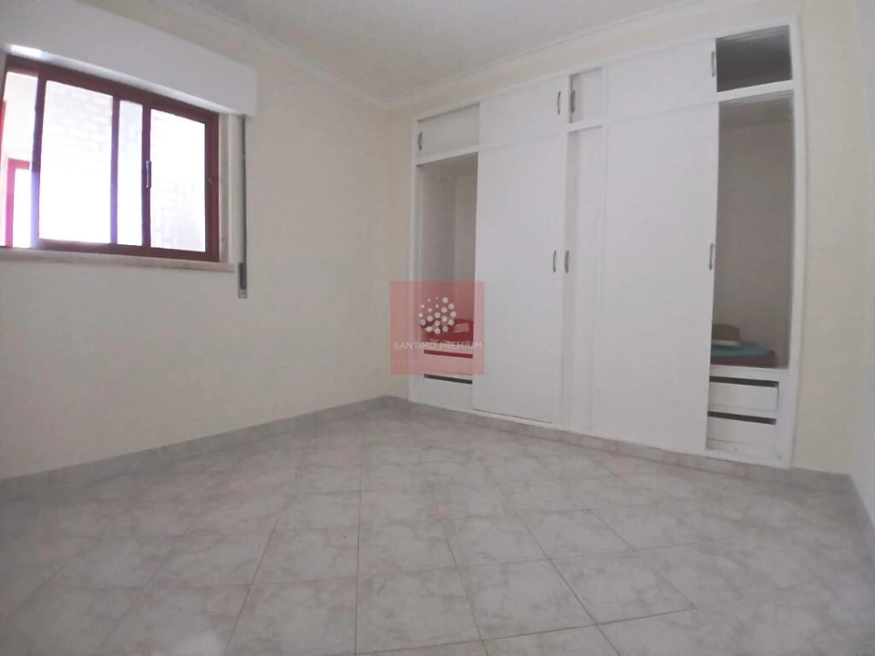 Apartamento T1 para Venda em Santa Maria e São Miguel, São Martinho, São Pedro Penaferrim Foto 21