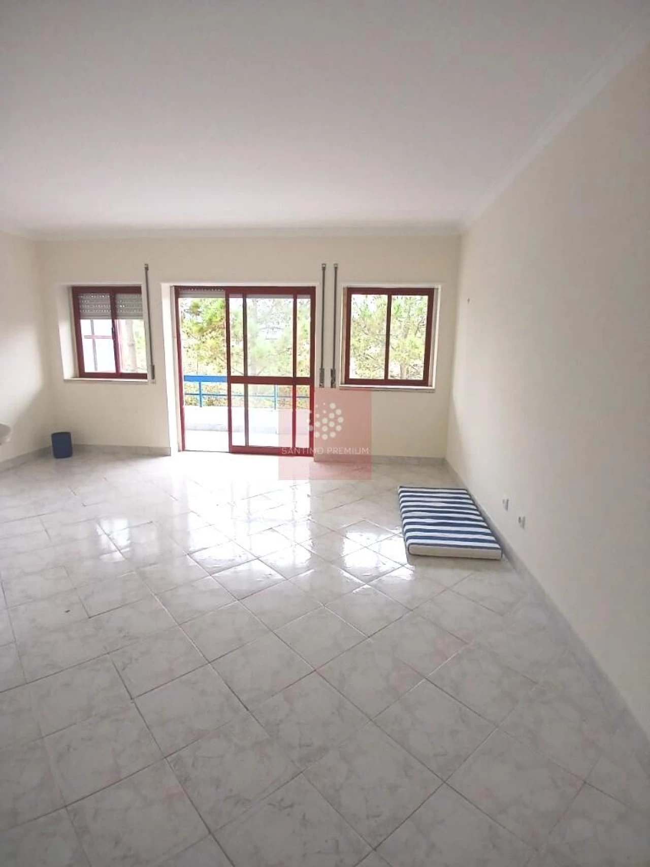Apartamento T1 para Venda em Santa Maria e São Miguel, São Martinho, São Pedro Penaferrim Foto 4