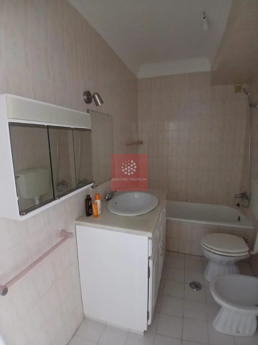 Apartamento T1 para Venda em Santa Maria e São Miguel, São Martinho, São Pedro Penaferrim Foto 19