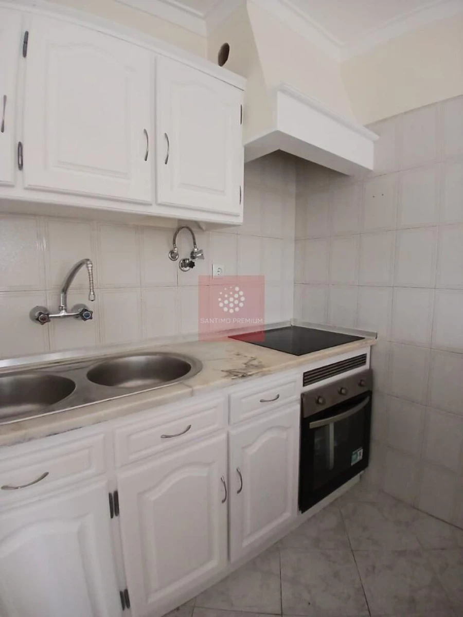 Apartamento T1 para Venda em Santa Maria e São Miguel, São Martinho, São Pedro Penaferrim Foto 11