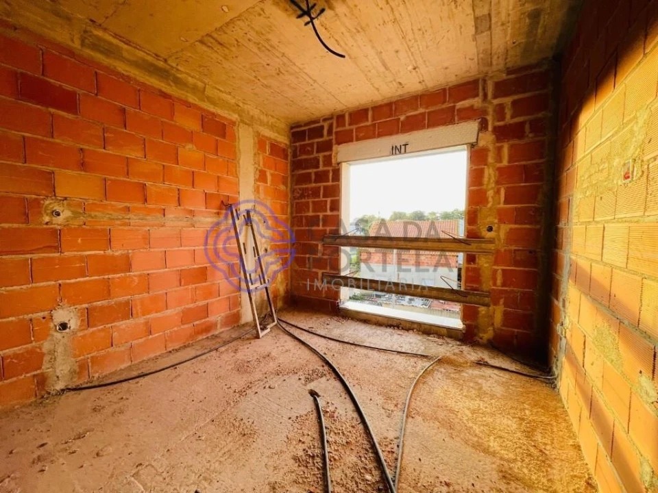 Apartamento T2 para Venda em Corroios Foto 4