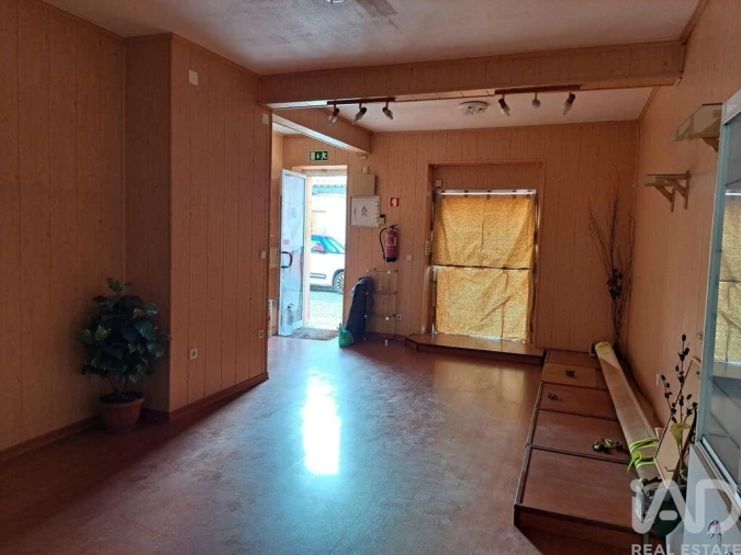 Loja para Venda em Vila Real de Santo Antonio Foto 1