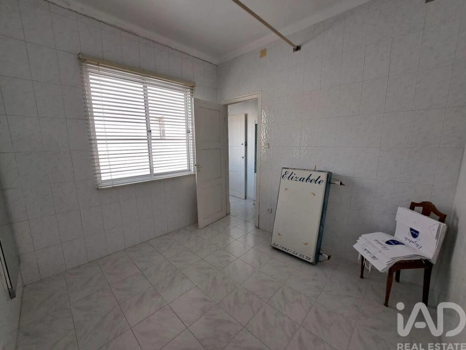 Loja para Venda em Vila Real de Santo Antonio Foto 13