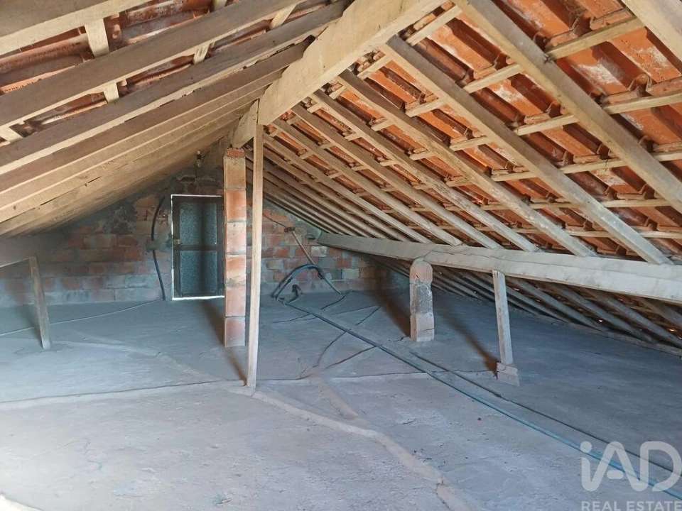 Moradia T3 para Venda em Antas Foto 25