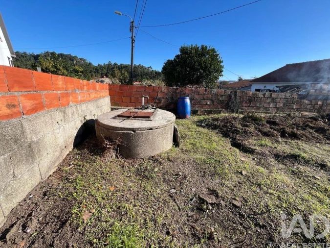 Moradia T3 para Venda em Antas Foto 24