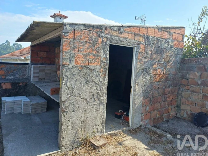 Moradia T3 para Venda em Antas Foto 13