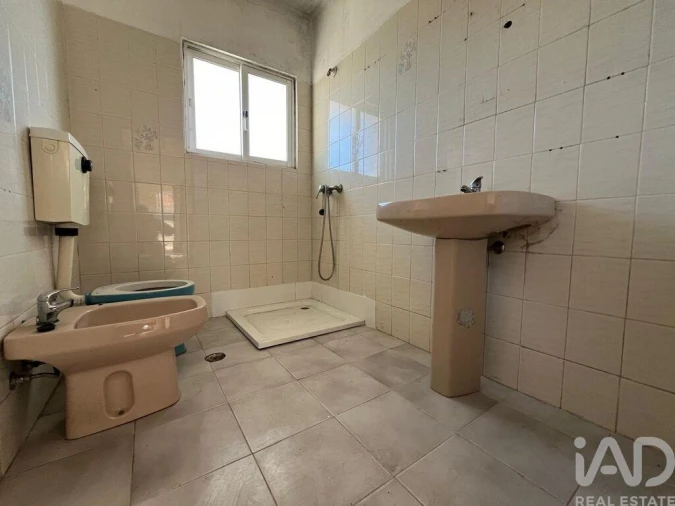 Moradia T3 para Venda em Antas Foto 10