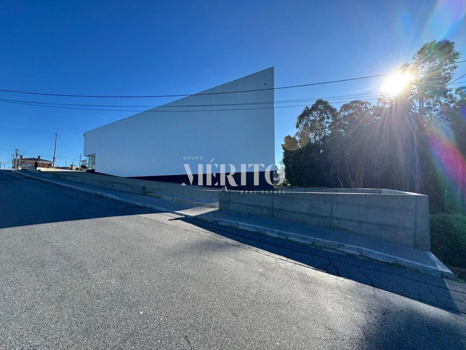 Armazém para Venda em Tamel (Santa Leocádia) e Vilar do Monte Foto 2