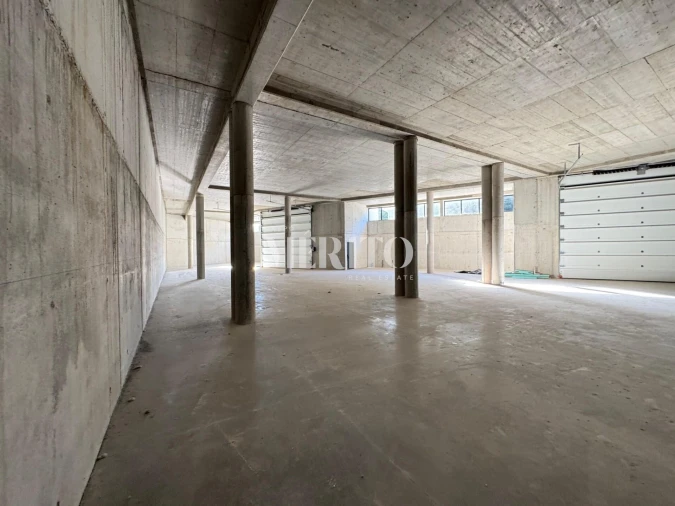 Armazém para Venda em Tamel (Santa Leocádia) e Vilar do Monte Foto 9