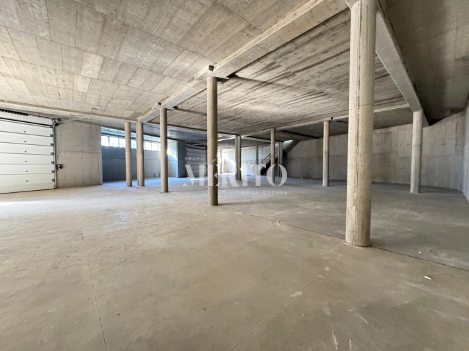 Armazém para Venda em Tamel (Santa Leocádia) e Vilar do Monte Foto 8