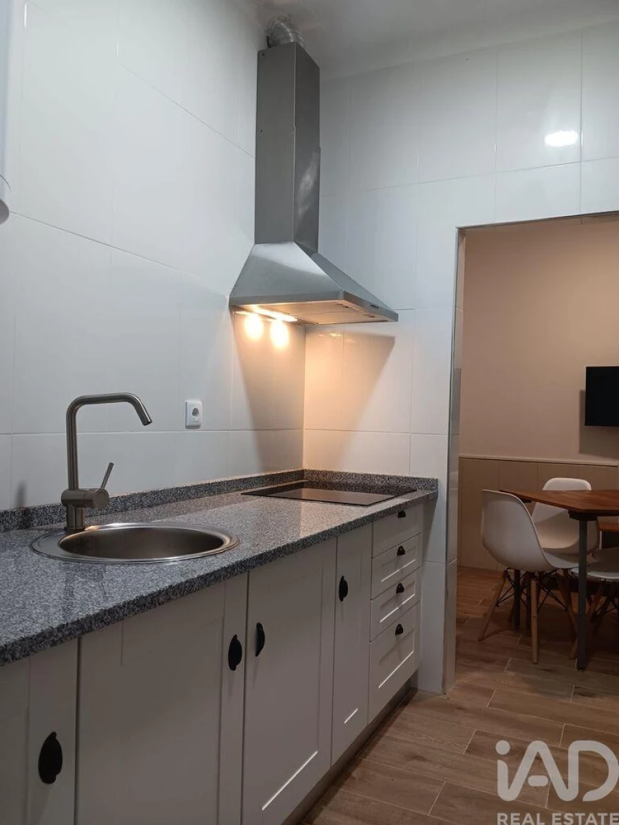 Apartamento T2 para Arrendamento em Nazare Foto 4
