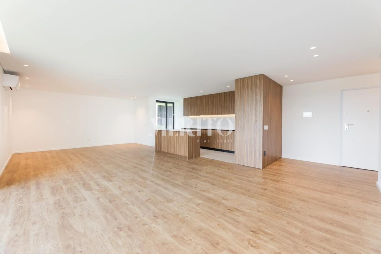 Apartamento T3 para Venda em Caldelas Foto 1