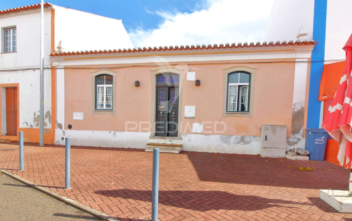 Moradia T3 para Venda em Garvão e Santa Luzia Foto 1