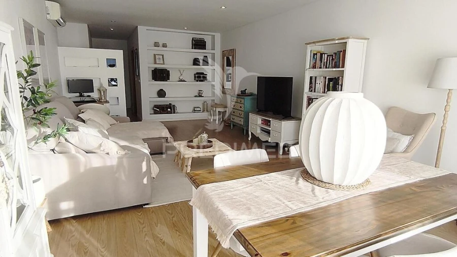 Apartamento T2 para Venda em Fernao Ferro Foto 2