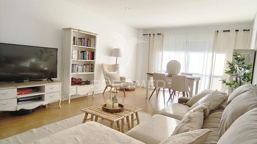 Apartamento T2 para Venda em Fernao Ferro Foto 5