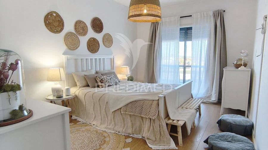 Apartamento T2 para Venda em Fernao Ferro Foto 3