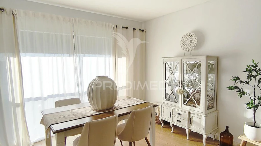 Apartamento T2 para Venda em Fernao Ferro Foto 6