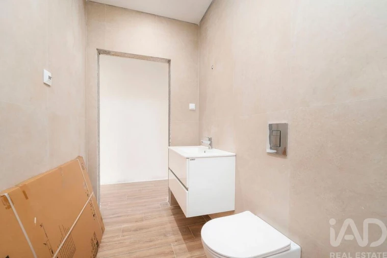 Moradia T4 para Venda em Quarteira Foto 25