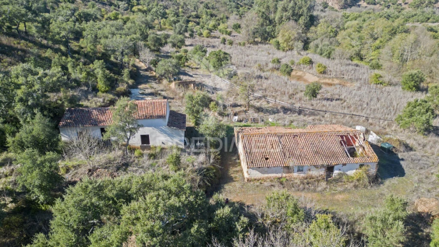 Quinta T3 para Venda em Longueira/Almograve Foto 7