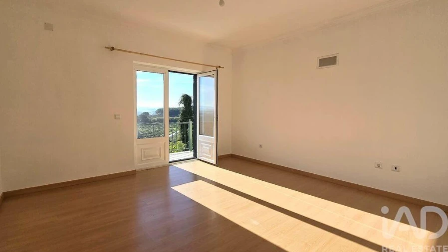 Moradia T5 para Venda em Roliça Foto 16