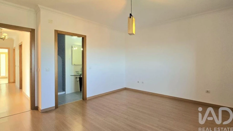 Moradia T5 para Venda em Roliça Foto 13