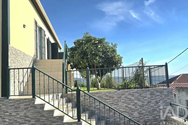 Moradia T5 para Venda em Roliça Foto 3