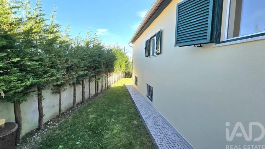 Moradia T5 para Venda em Roliça Foto 4