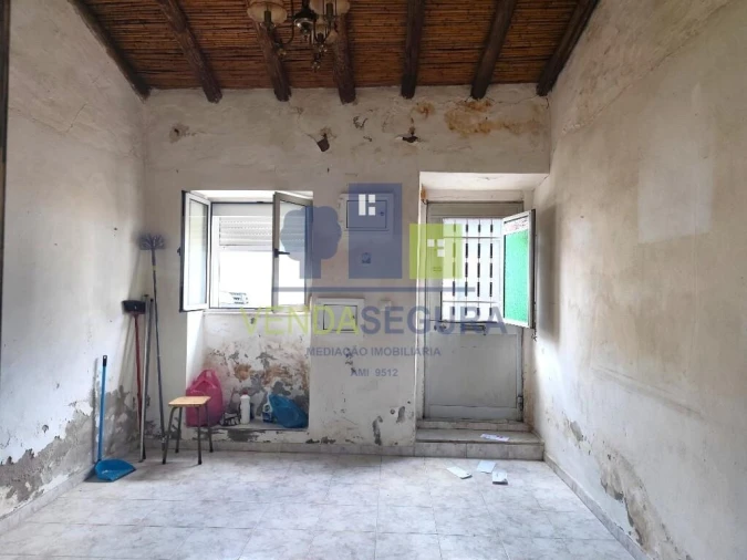 Moradia T3 para Venda em Safara e Santo Aleixo da Restauração Foto 2