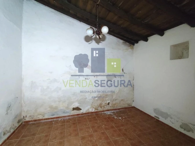 Moradia T3 para Venda em Safara e Santo Aleixo da Restauração Foto 5