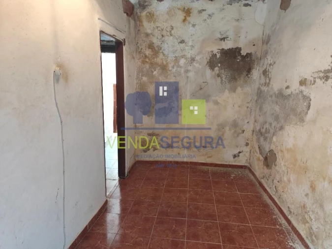 Moradia T3 para Venda em Safara e Santo Aleixo da Restauração Foto 8