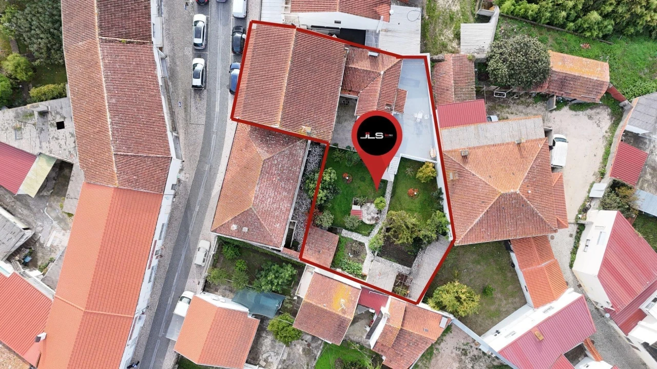 Moradia T5 para Venda em Louriçal Foto 2