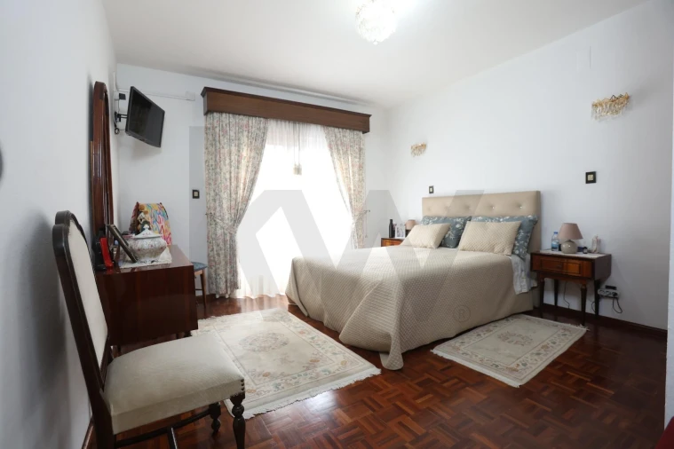 Moradia T5 para Venda em Louriçal Foto 28