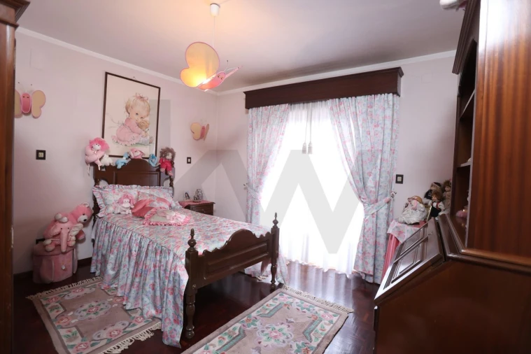 Moradia T5 para Venda em Louriçal Foto 21