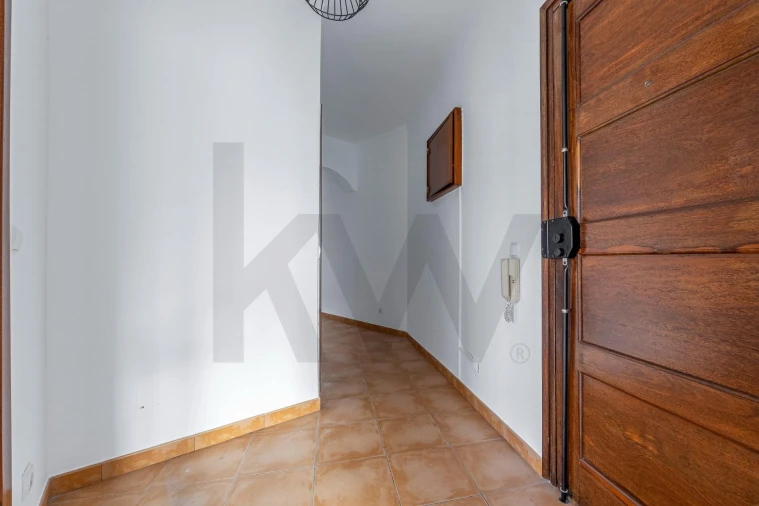Apartamento T3 para Arrendamento em Carcavelos e Parede Foto 13