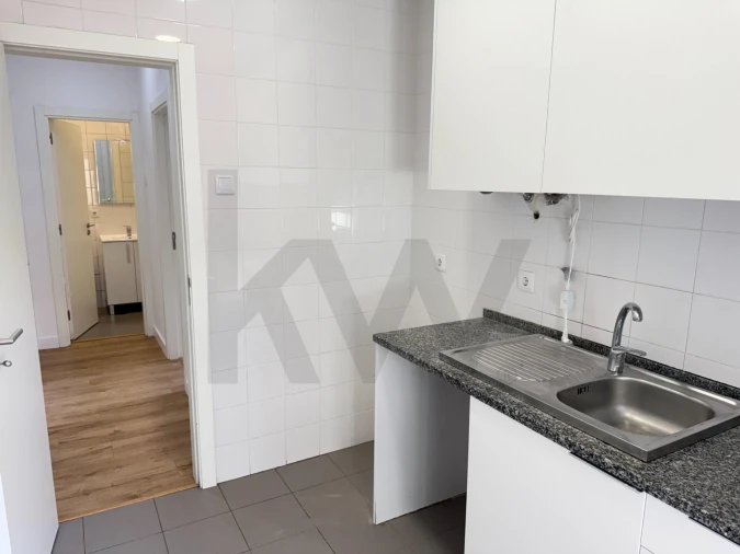 Apartamento T1 para Arrendamento em São Vicente Foto 17